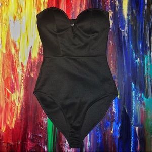 Boohoo Strapless Plunge Bodysuit